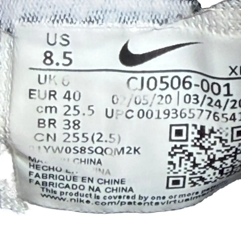 Nike Women’s Zoom Pegasus Black and White Athletic Shoes size 8.5